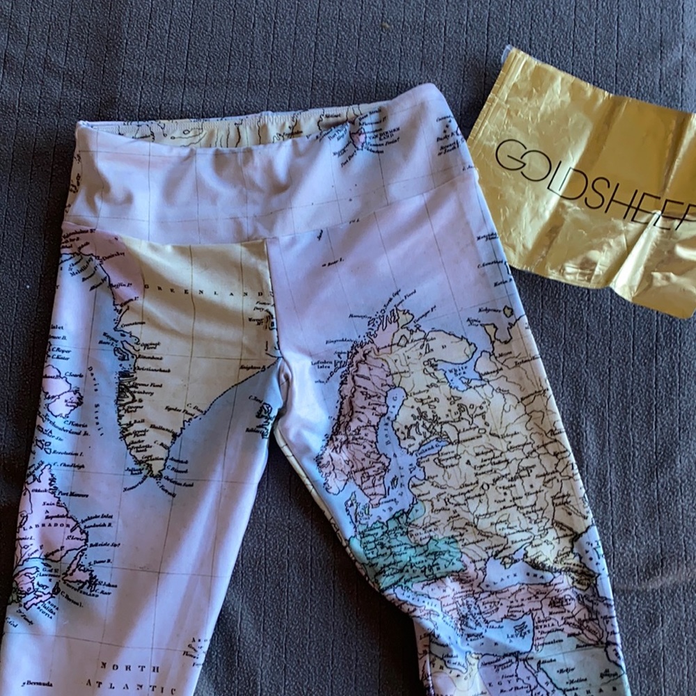 Goldsheep Yoga Leggings - world map motif